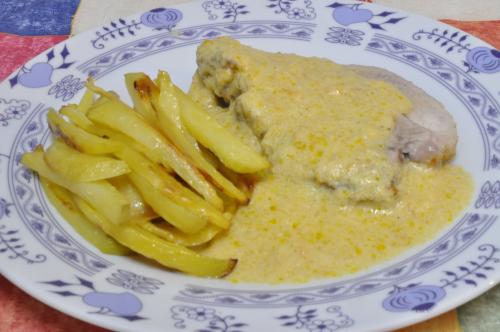 Vepřová pečeně na smetaně  – Snadné recept z Česko kuchyně, hotový za 45 - 60 minut